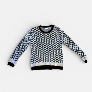 Women’s Black and White Patterned Sweater